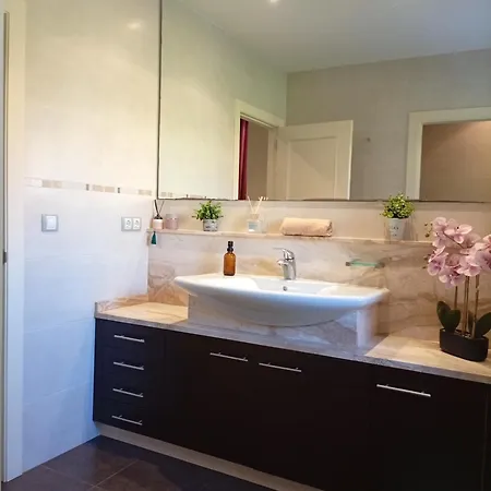 Chambre, Salle De Bain Privee 3*